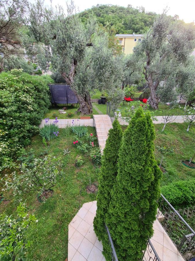 Olive Garden Villa